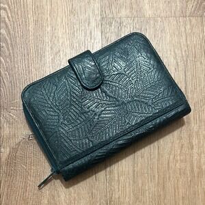 MUNDI | Genuine Leather Embossed‎ Leaf Wallet